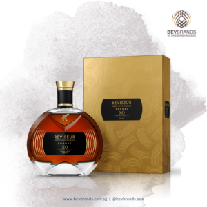 Le Réviseur Cognac XO Gold Gift Box-02-sq grey bb